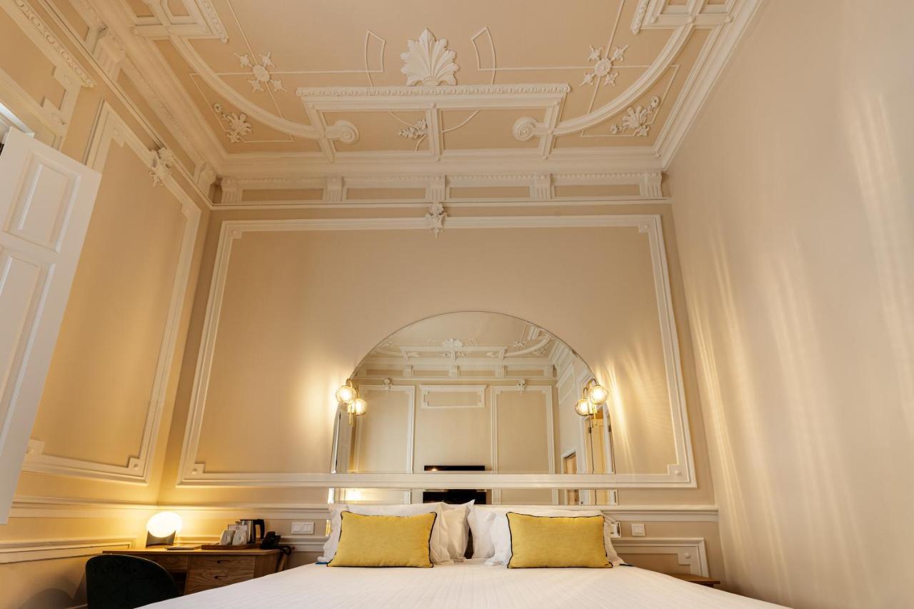 โปวซาดา วีลา เรอัล ซานโตอันโตนิโอ Hotel วีลาเรอัลเดซานโตอันโตนิโอ ภายนอก รูปภาพ