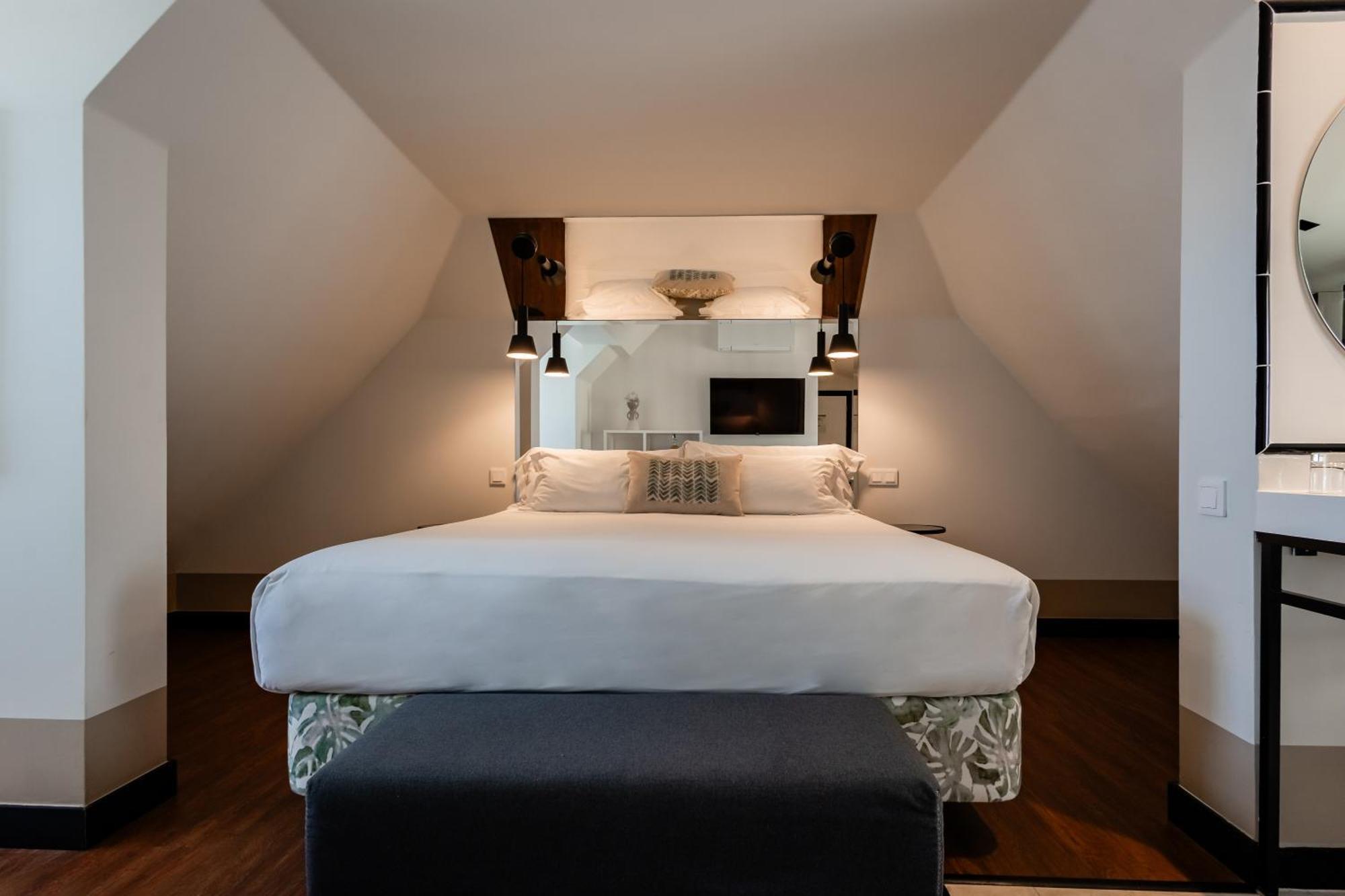 โปวซาดา วีลา เรอัล ซานโตอันโตนิโอ Hotel วีลาเรอัลเดซานโตอันโตนิโอ ภายนอก รูปภาพ