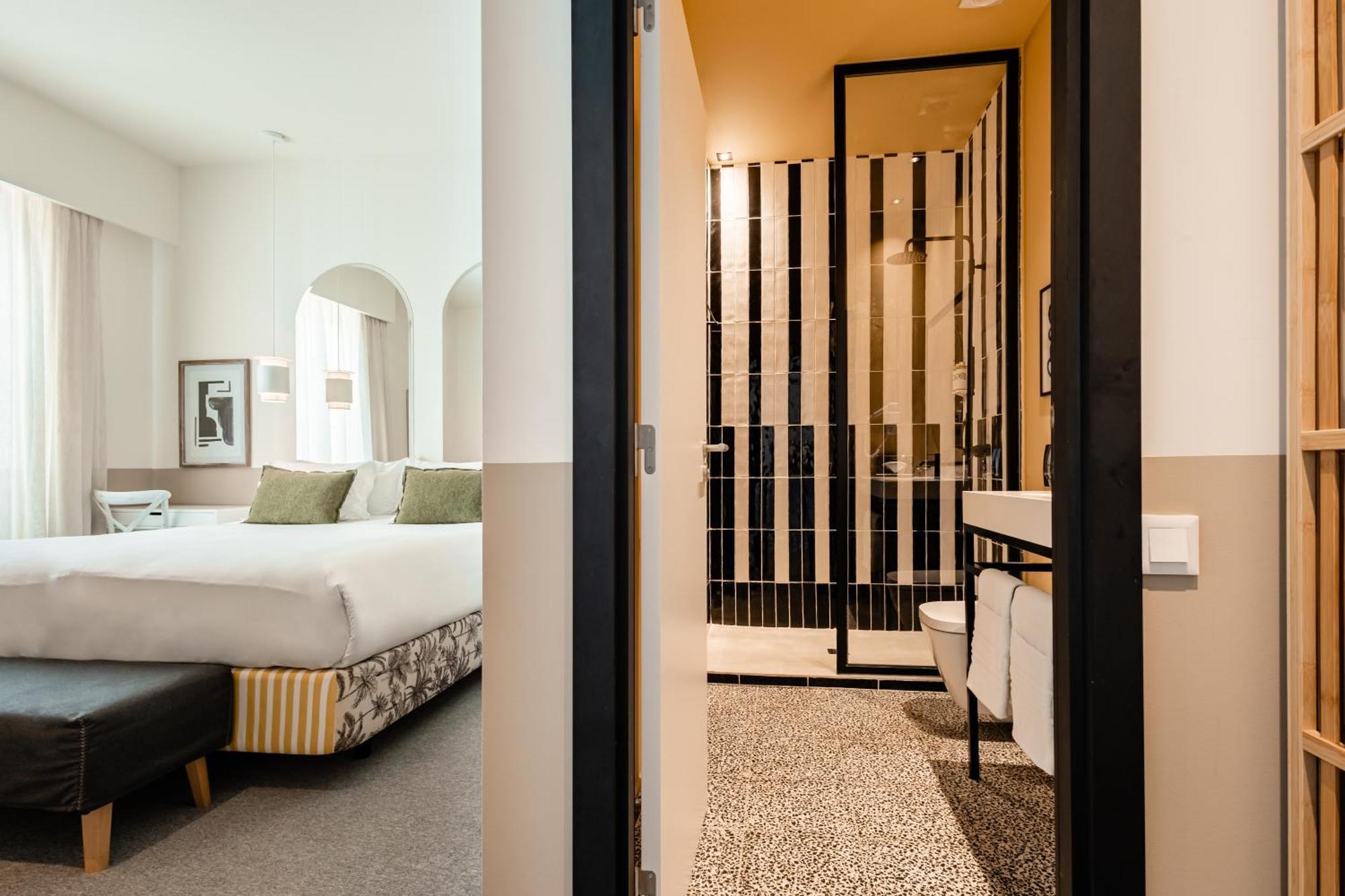 โปวซาดา วีลา เรอัล ซานโตอันโตนิโอ Hotel วีลาเรอัลเดซานโตอันโตนิโอ ภายนอก รูปภาพ